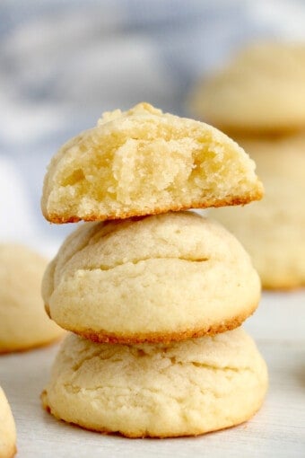 Butter Cookies - Easy Dessert Recipes