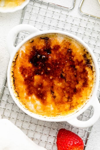 Easy Crème Brûlée Recipe - Easy Dessert Recipes