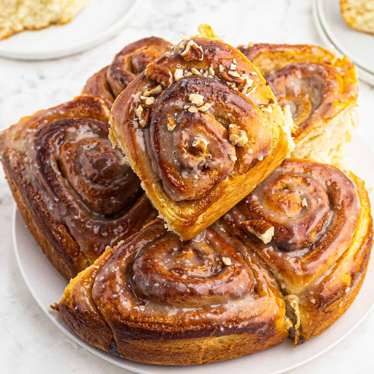 Homemade Cinnamon Rolls - Easy Dessert Recipes