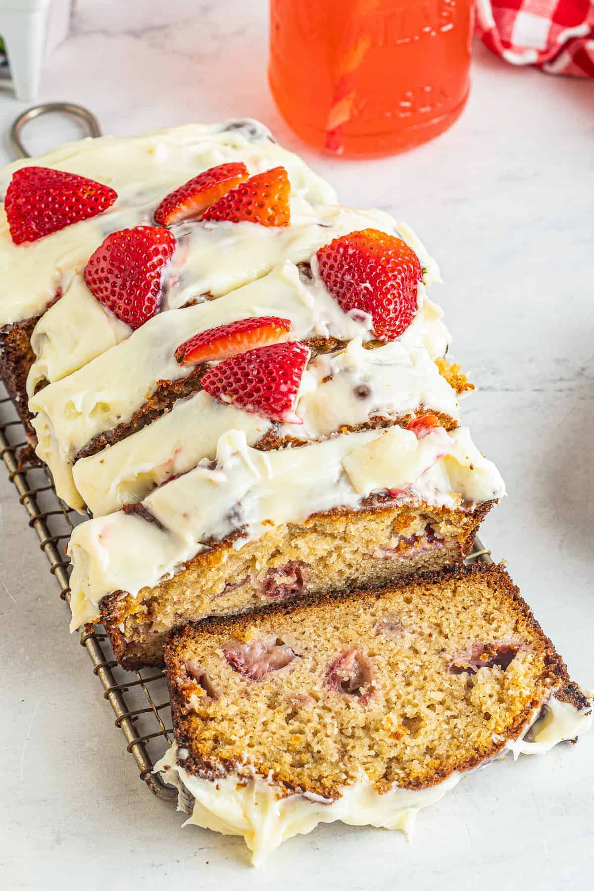 Fresh Strawberry Pound Cake - Easy Dessert Recipes