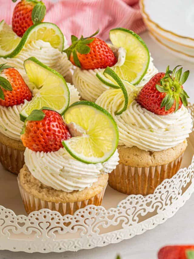 cropped-strawberry-lime-margarita-cupcakes-recipe-3.jpg