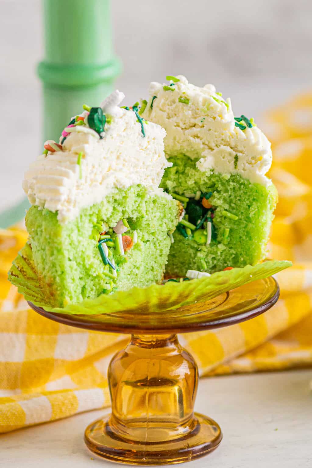 Cinco de Mayo Piñata Cupcakes (Lime Cupcake Recipe) Easy Dessert Recipes