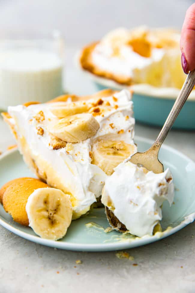 Easy Banana Cream Pie Recipe - Easy Dessert Recipes