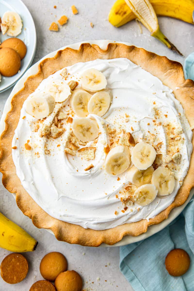 overhead banana cream pie