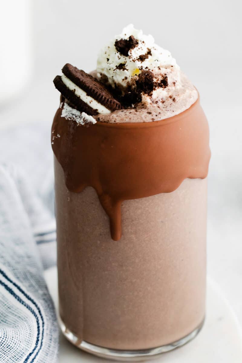 oreo milkshake in chocolate covered glass