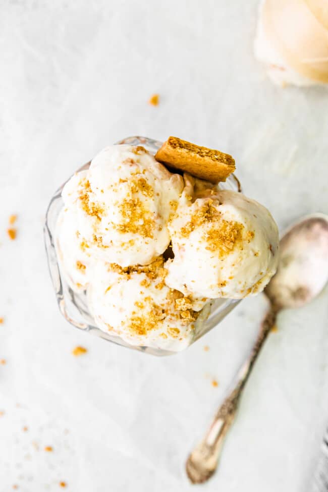 No Churn Cheesecake Ice Cream Recipe - Easy Dessert Recipes