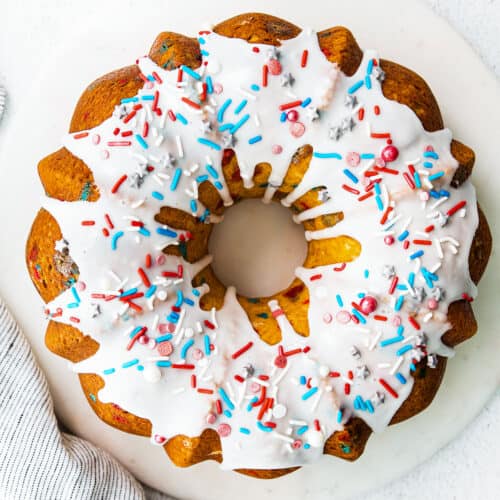 4th of July Bundt Cake Recipe - Easy Dessert Recipes