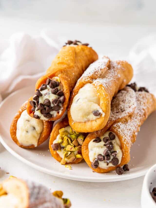 Homemade Cannolis Recipe Story Easy Dessert Recipes