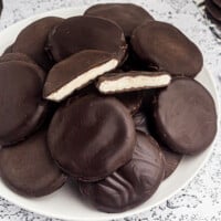 featured chocolate peppermint patties