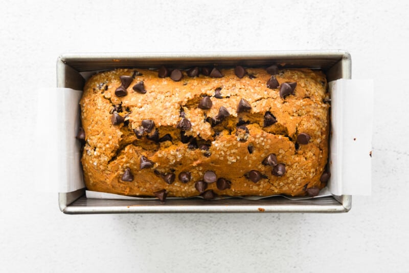how to make chocolate chip pumpkin bread