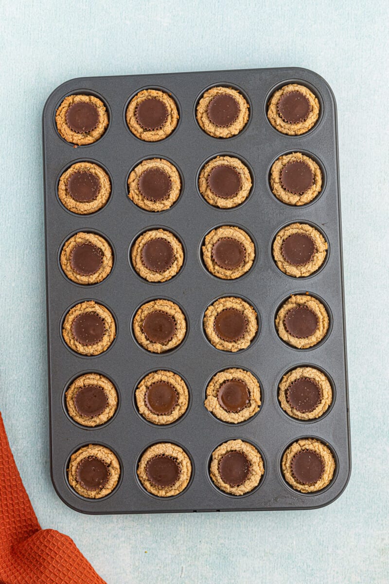 how to make peanut butter cup cookies