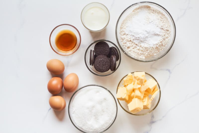 ingredients for cookies and cream cake