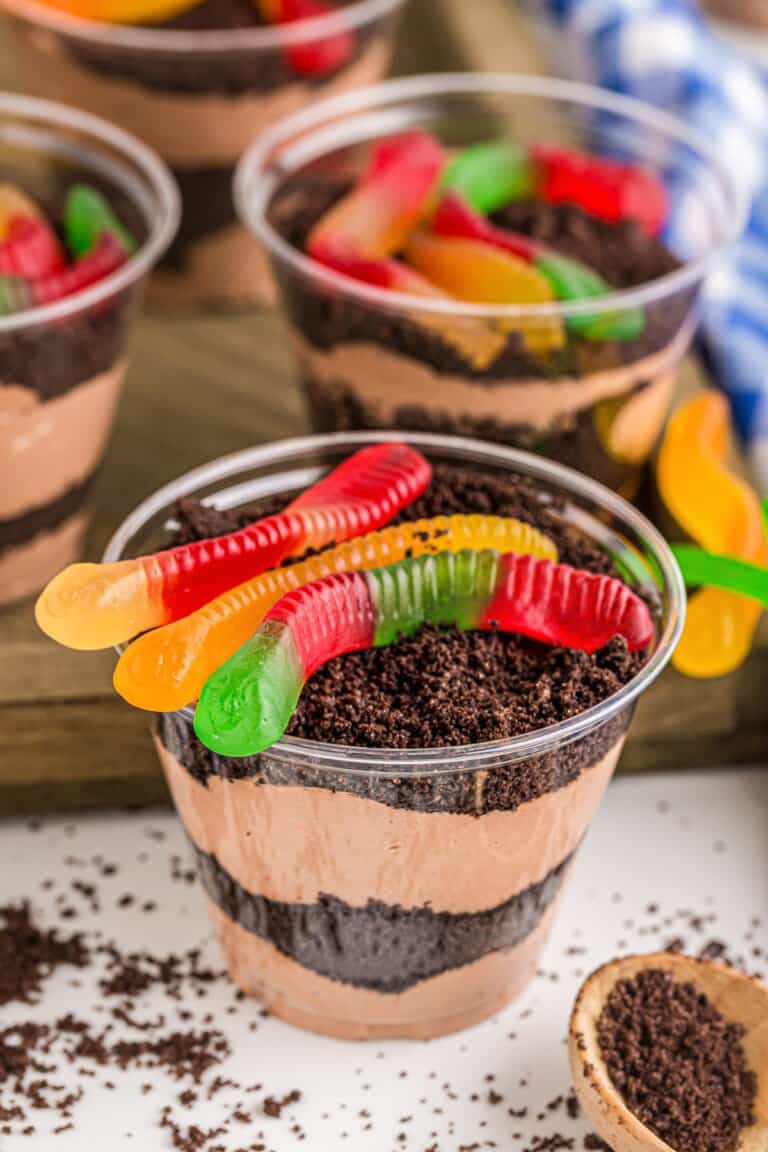 Dirt Cake Cups - Easy Dessert Recipes