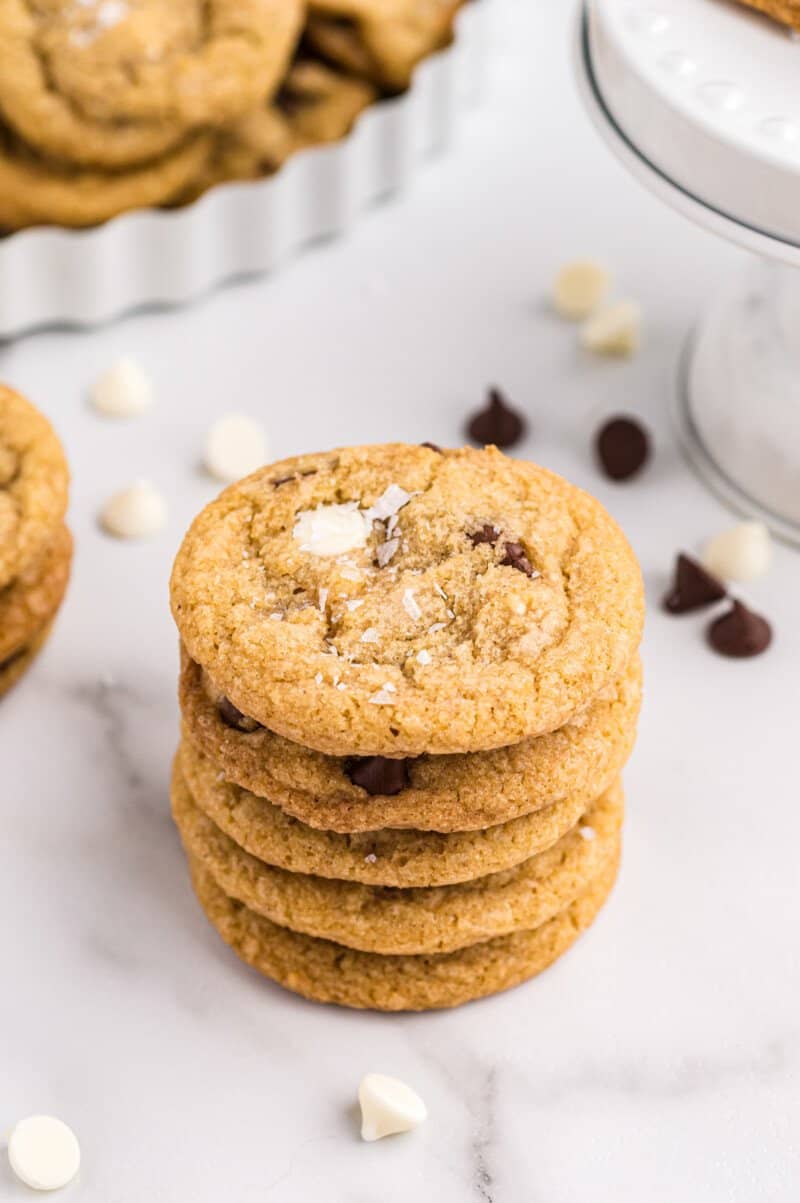 5 stacked brown butter chocolate chip cookies.