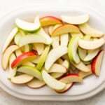 green and red apple slices