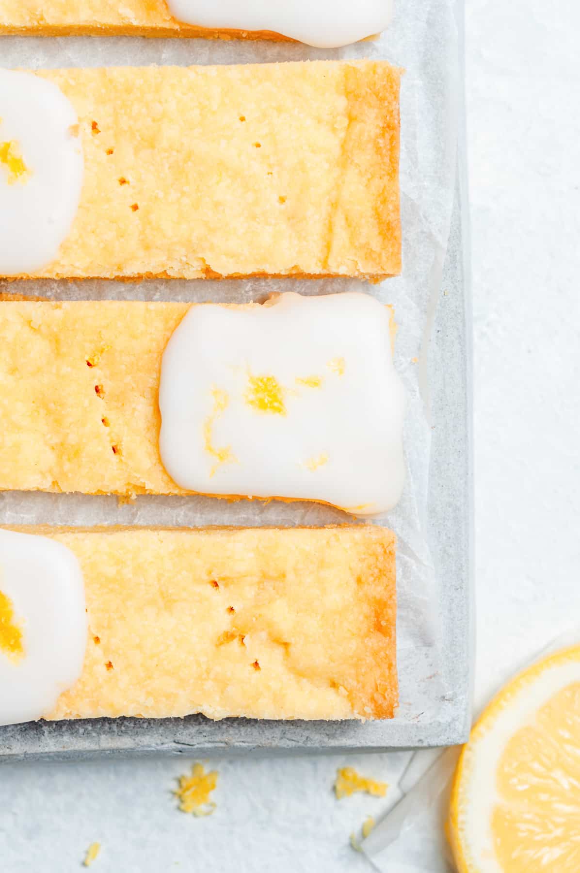 close up on lemon shortbread cookies lined up