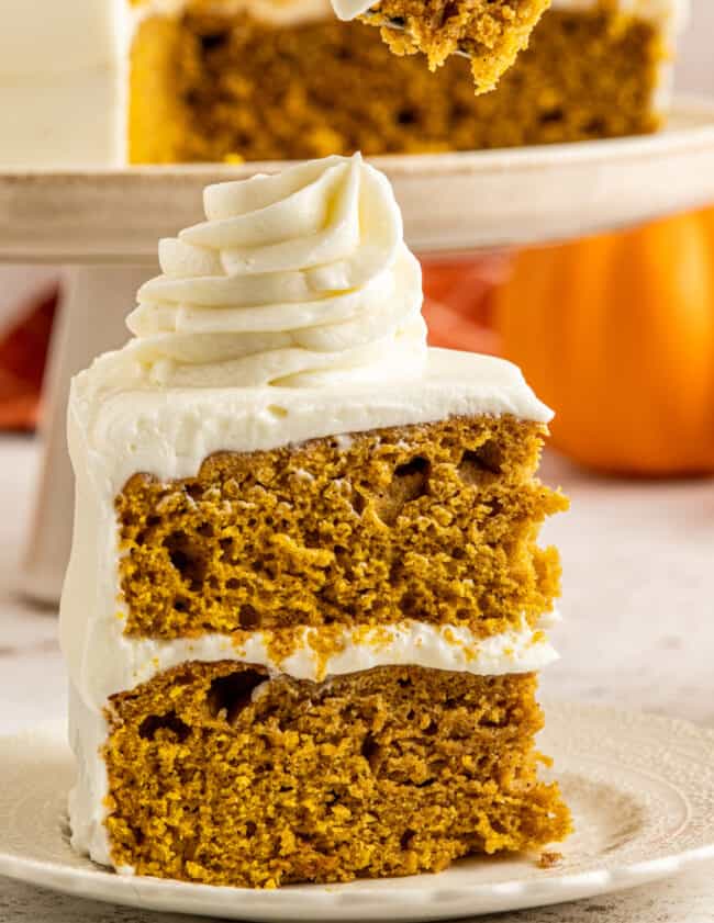 featured pumpkin cake