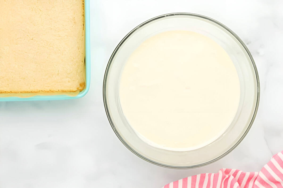 cheesecake batter in a glass bowl.