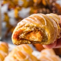 featured pumpkin pie crescent rolls