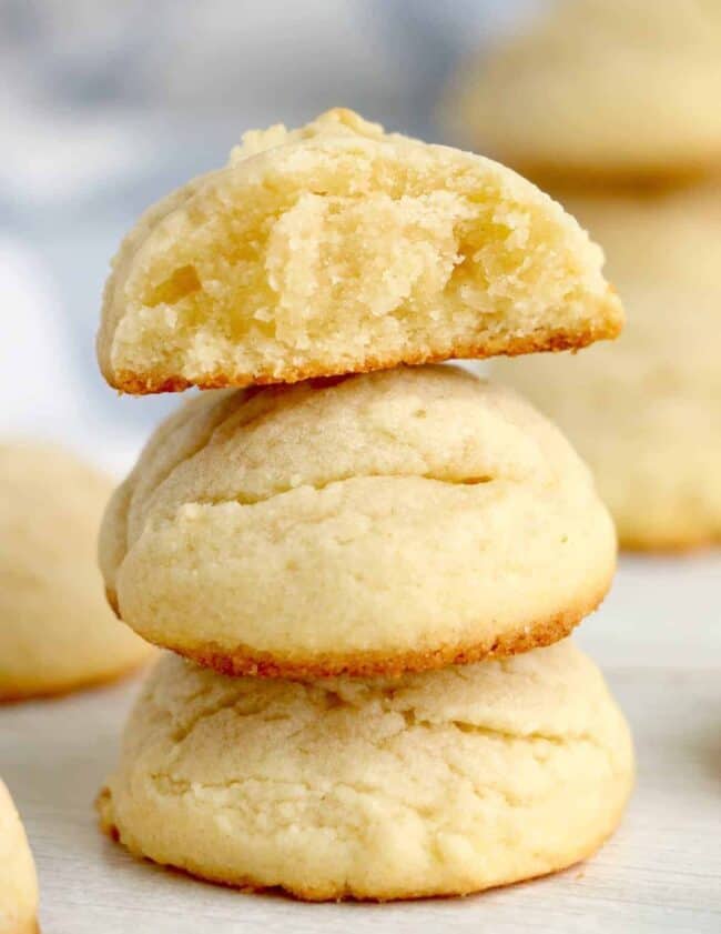 3 stacked butter cookies