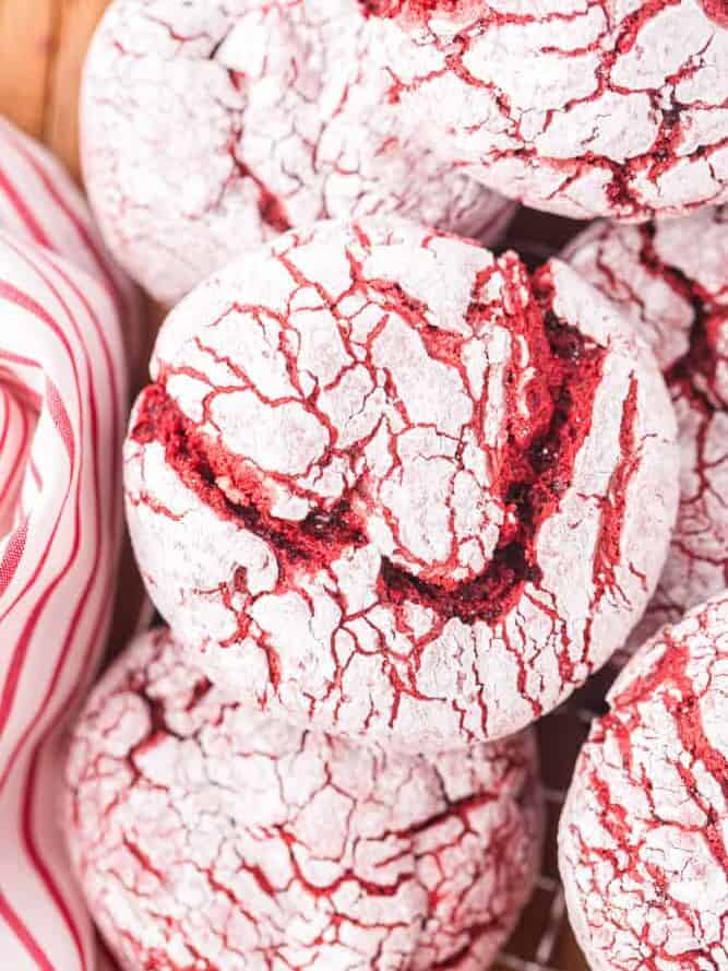 close up on red velvet crinkle cookies
