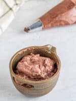 Chocolate Whipped Cream Frosting Recipe - Easy Dessert Recipes