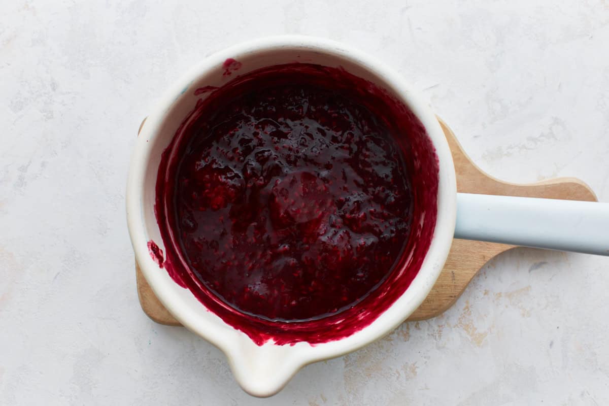 Berry filling in a saucepan.