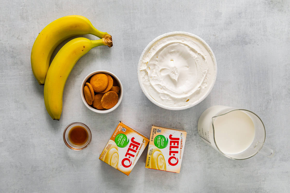 ingredients for banana pudding pie.