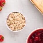 Brown sugar crumble topping.