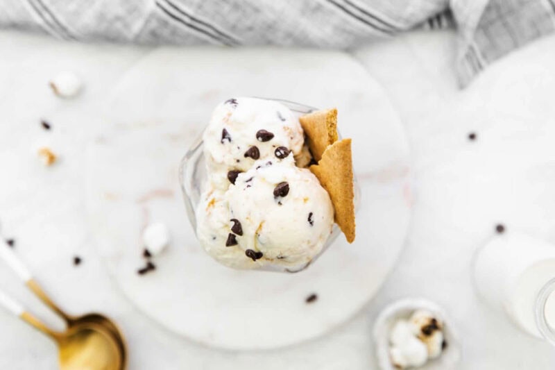 Overhead view of scoops of s'mores ice cream.