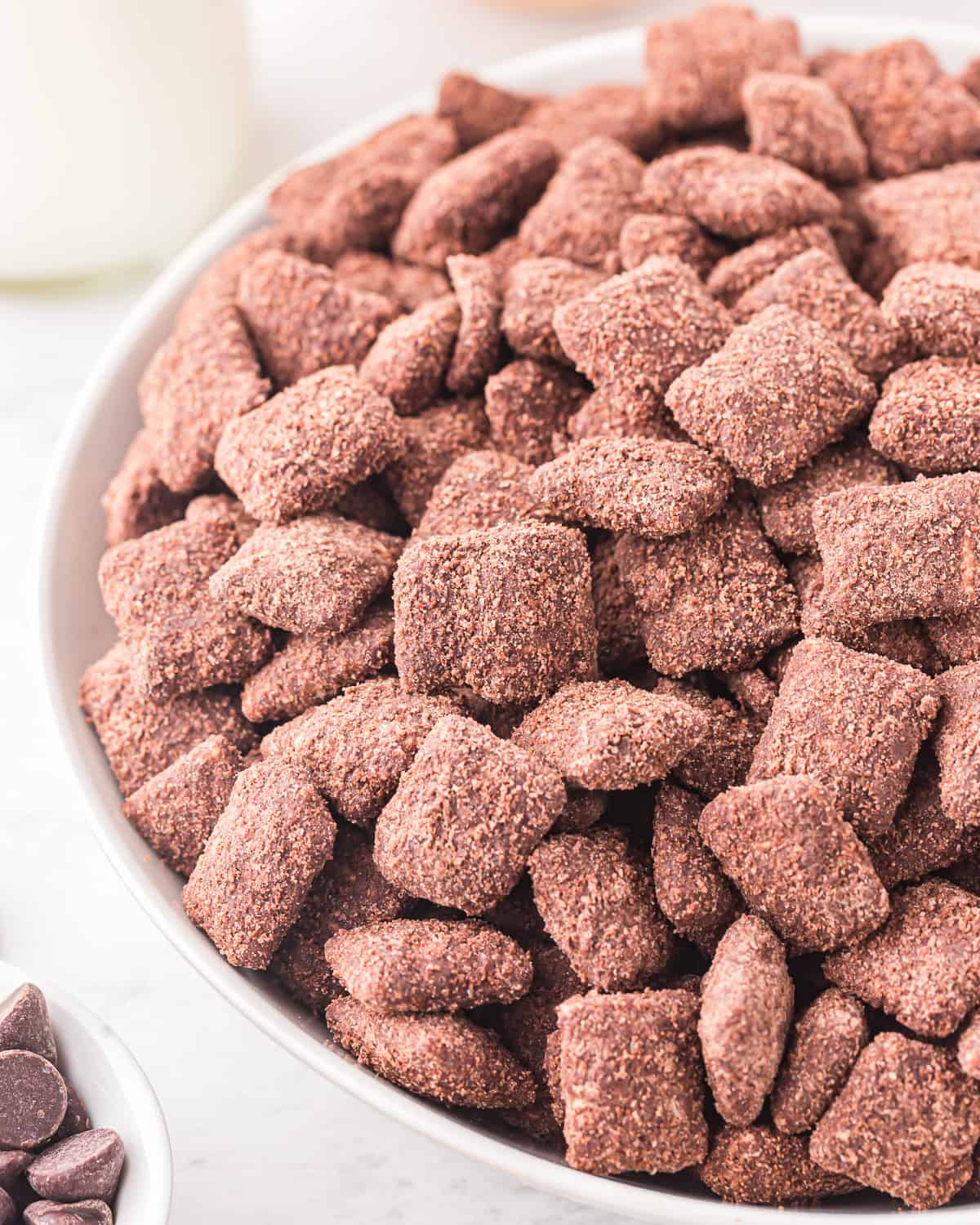 A bowl of brownie batter puppy chow.
